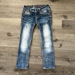 Rock revival size 24”Elean capri”